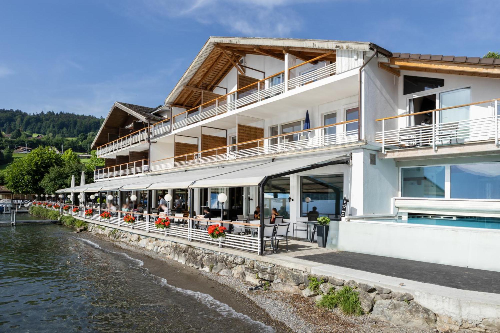 Strandhotel Seeblick Faulensee Exteriör bild