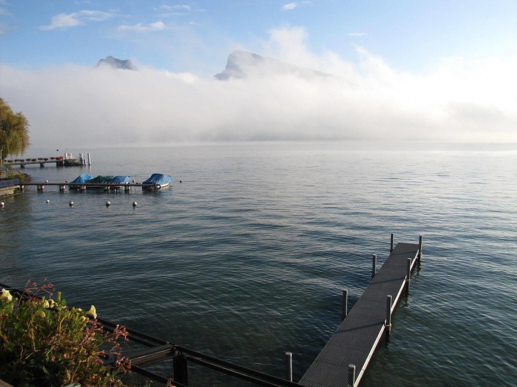 Strandhotel Seeblick Faulensee Exteriör bild